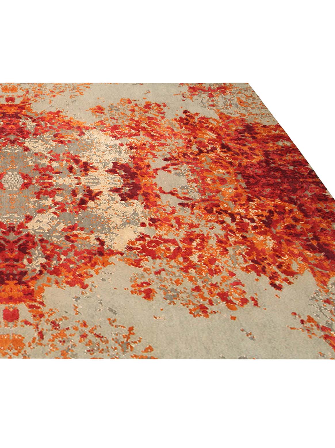 Product: Luxury Carpet | Color: Red | Size: 5'6" x 8'