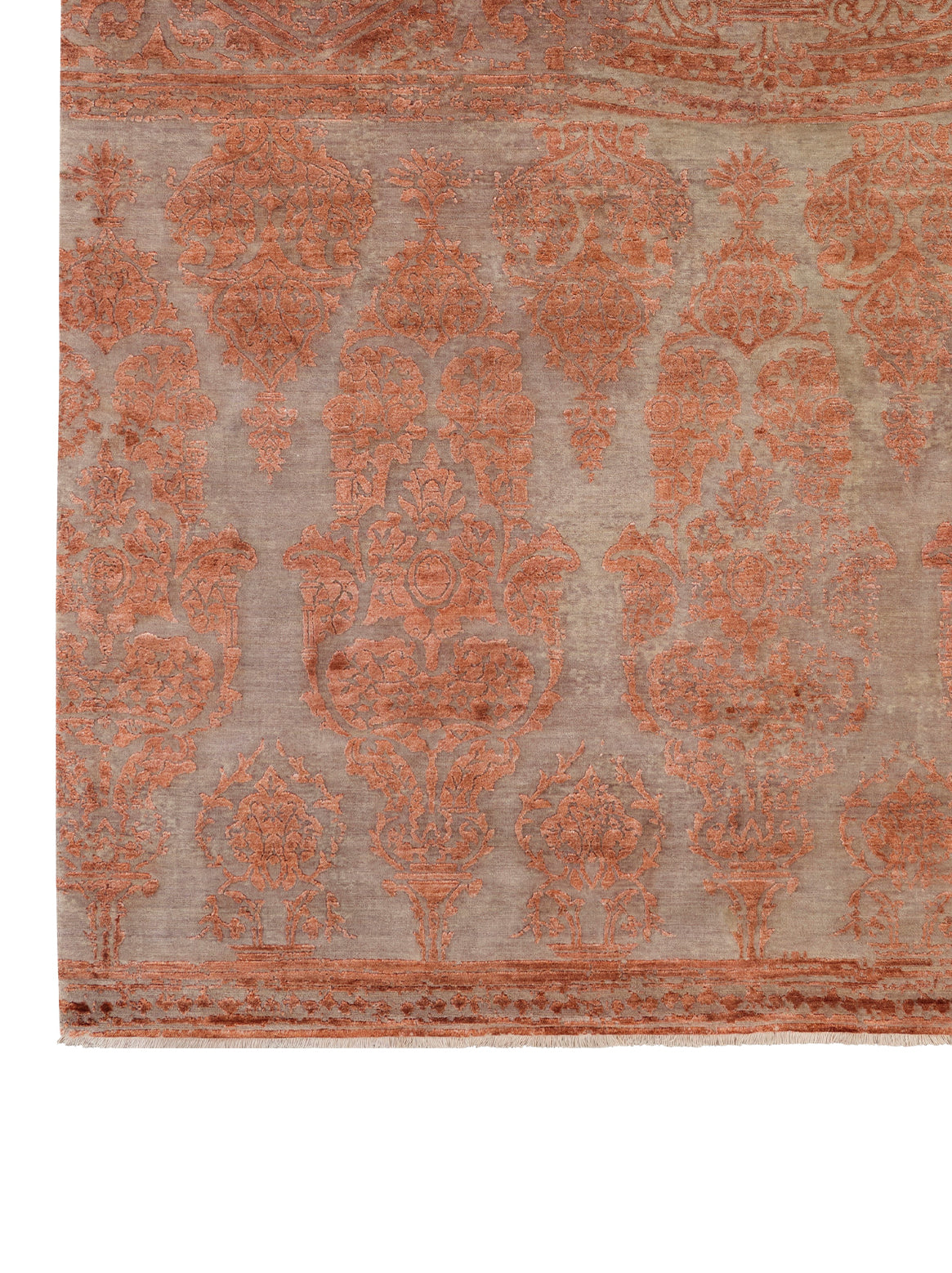 Product: Luxury Carpet | Color: Bronze | Size: 5'6" x 8'