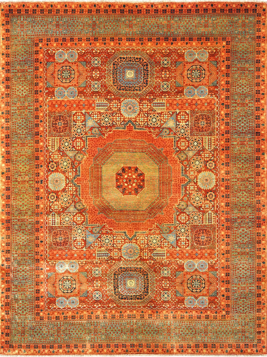 Luxury hand knotted carpet made from 100% Wool