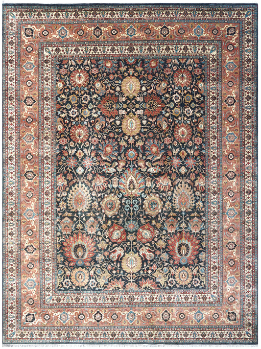 Luxury hand knotted carpet made from 100% Wool