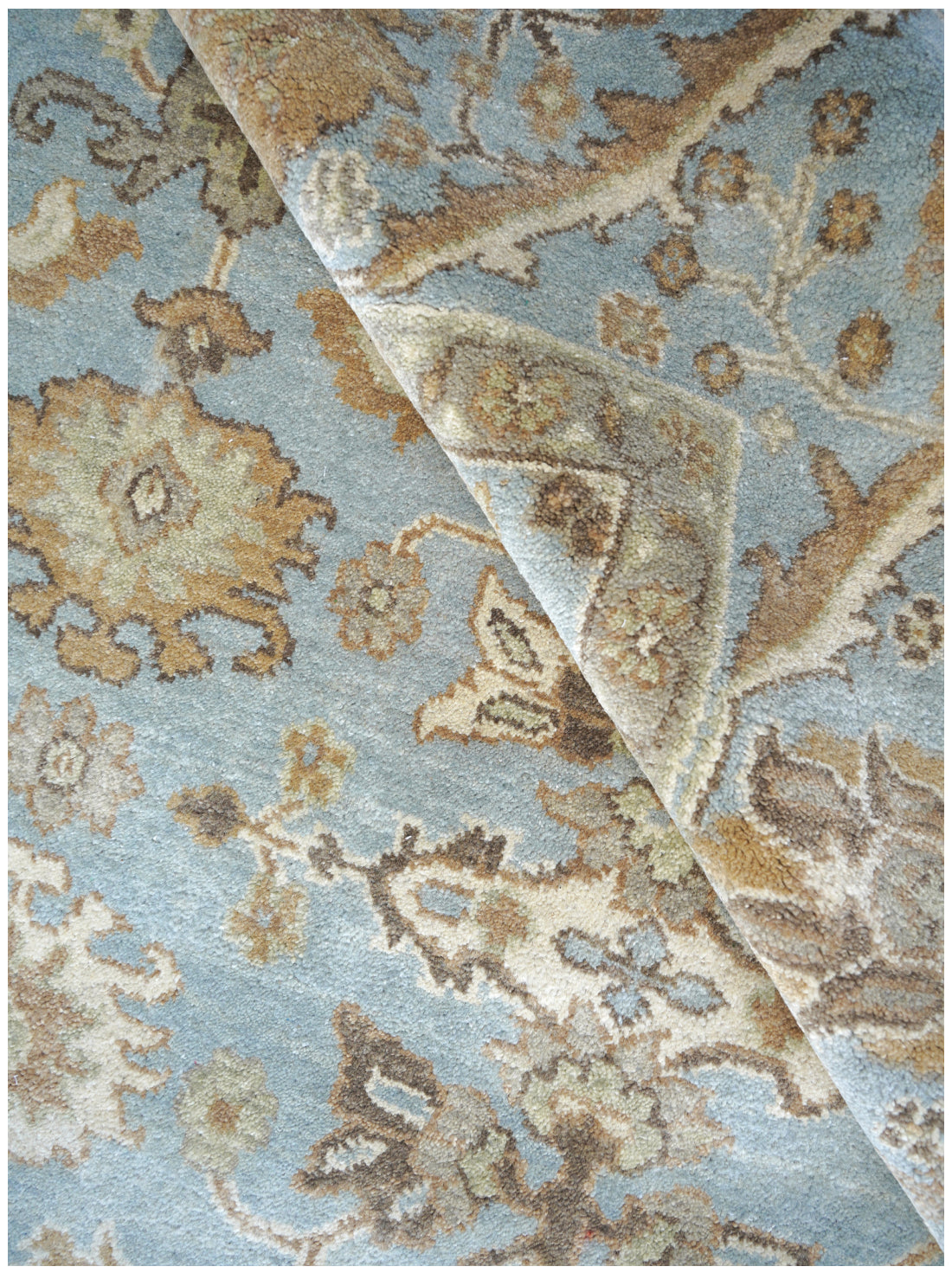 Luxury Carpet for Living Room