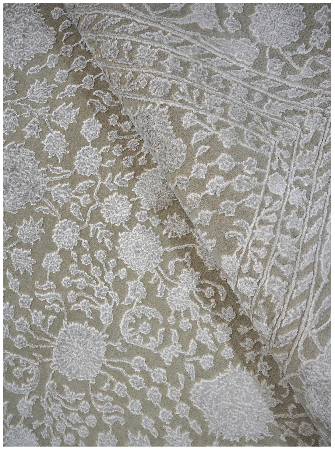 Luxury Carpet for Living Room