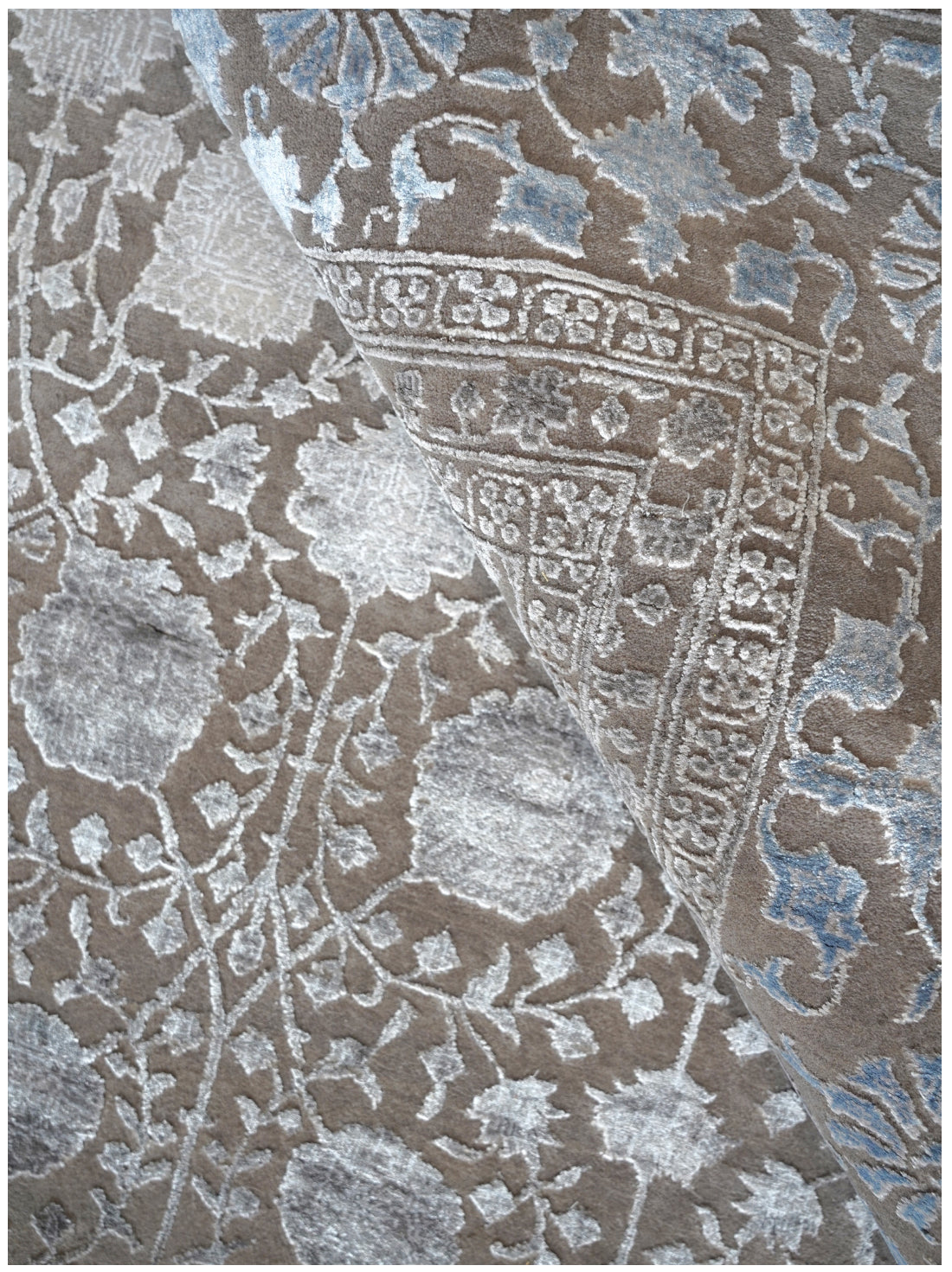 Luxury Carpet for Living Room