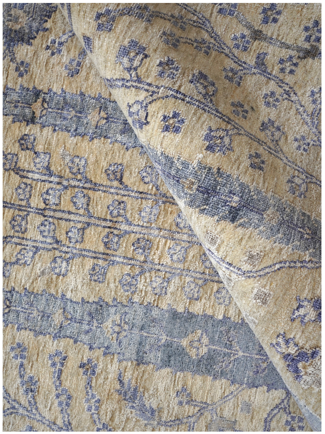 Luxury Carpet for Living Room