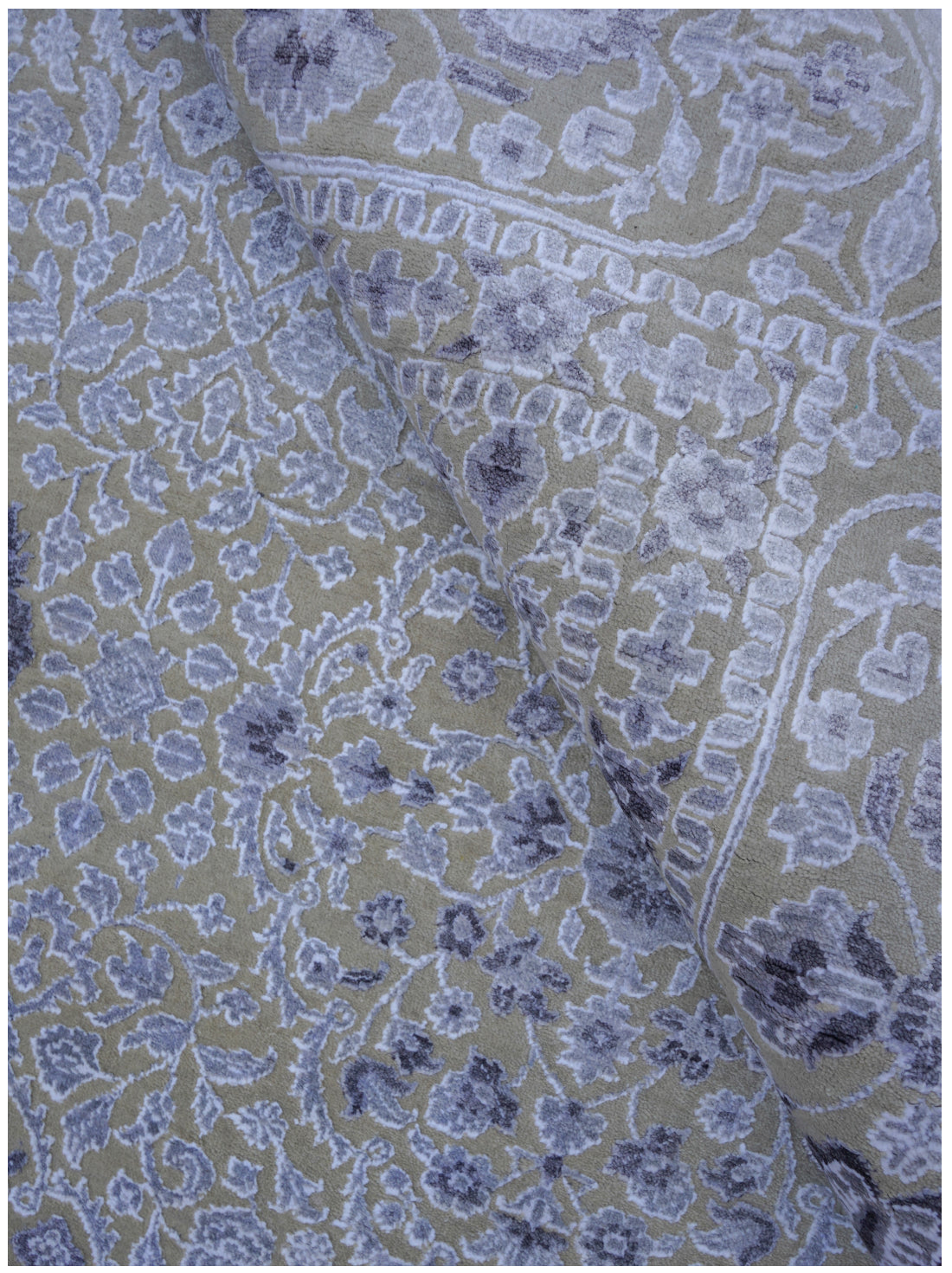 Luxury Carpet for Living Room