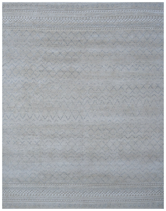 Luxury hand knotted carpet made from 100% Wool
