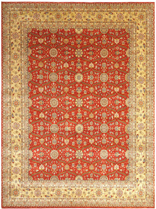 Luxury hand knotted carpet made from 100% Wool