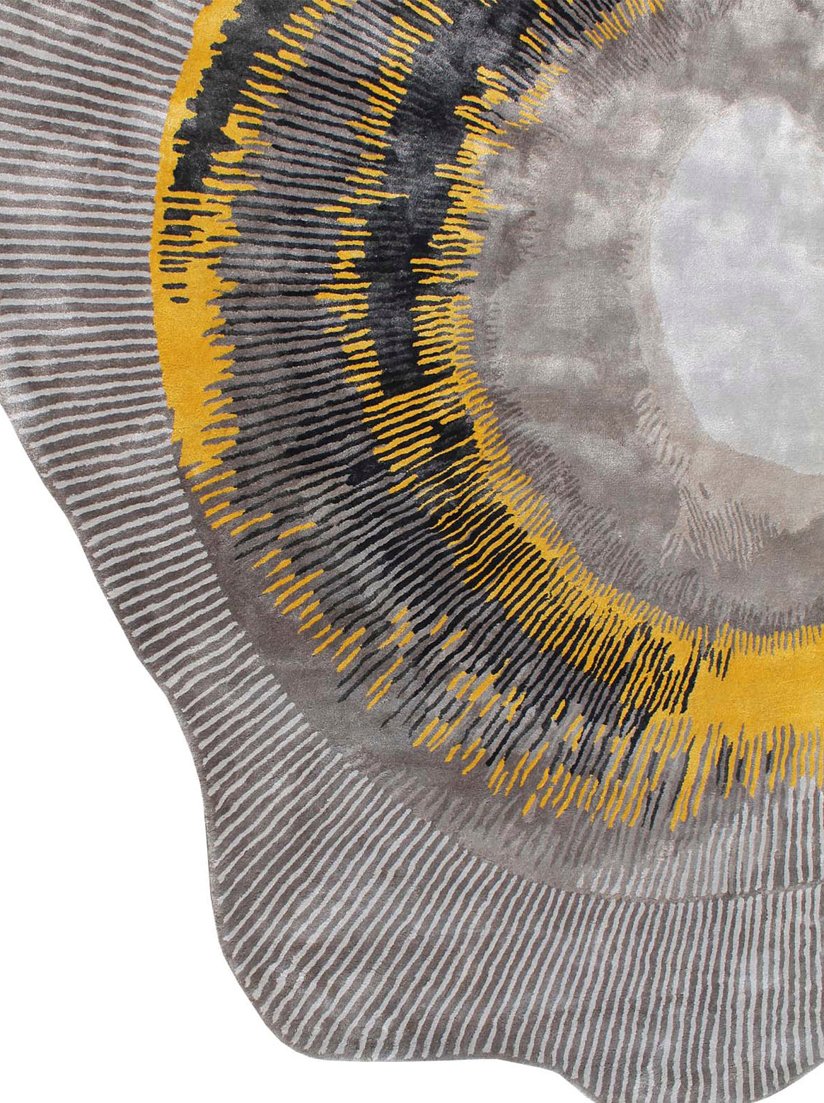 Product: Luxury Carpet | Color: Gold | Size: 8'2" x 8