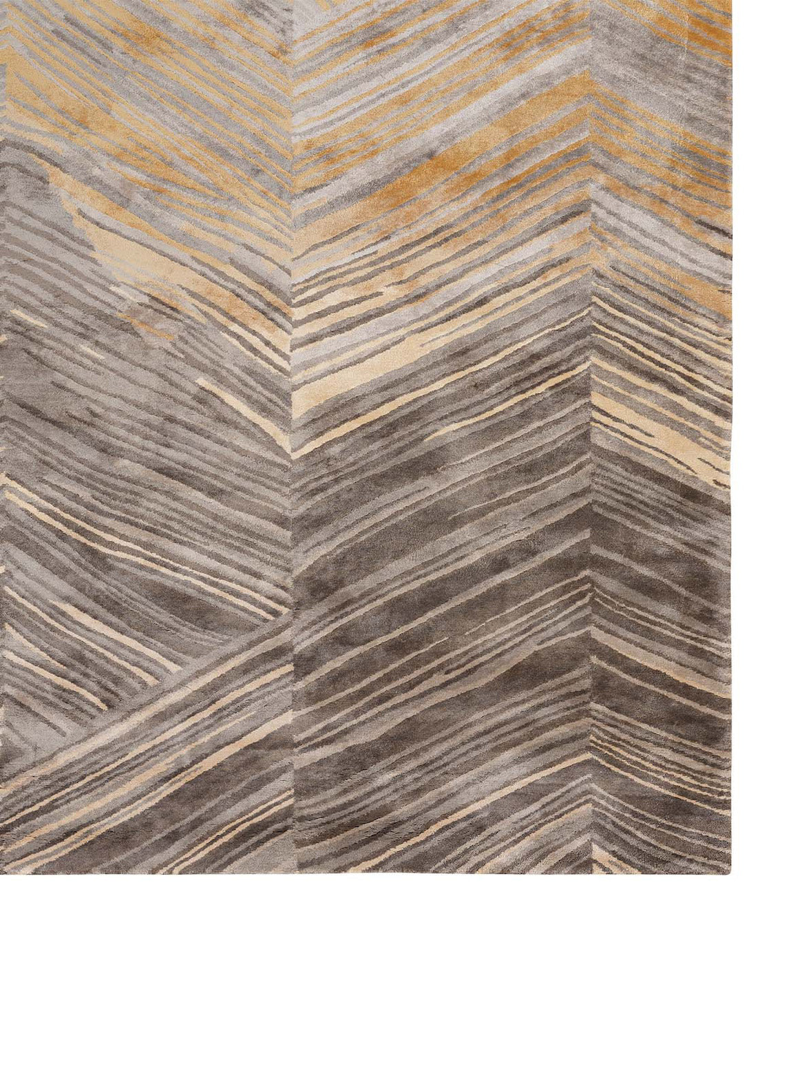 Product: Luxury Carpet | Color: Gold | Size: 5'6" x 8'