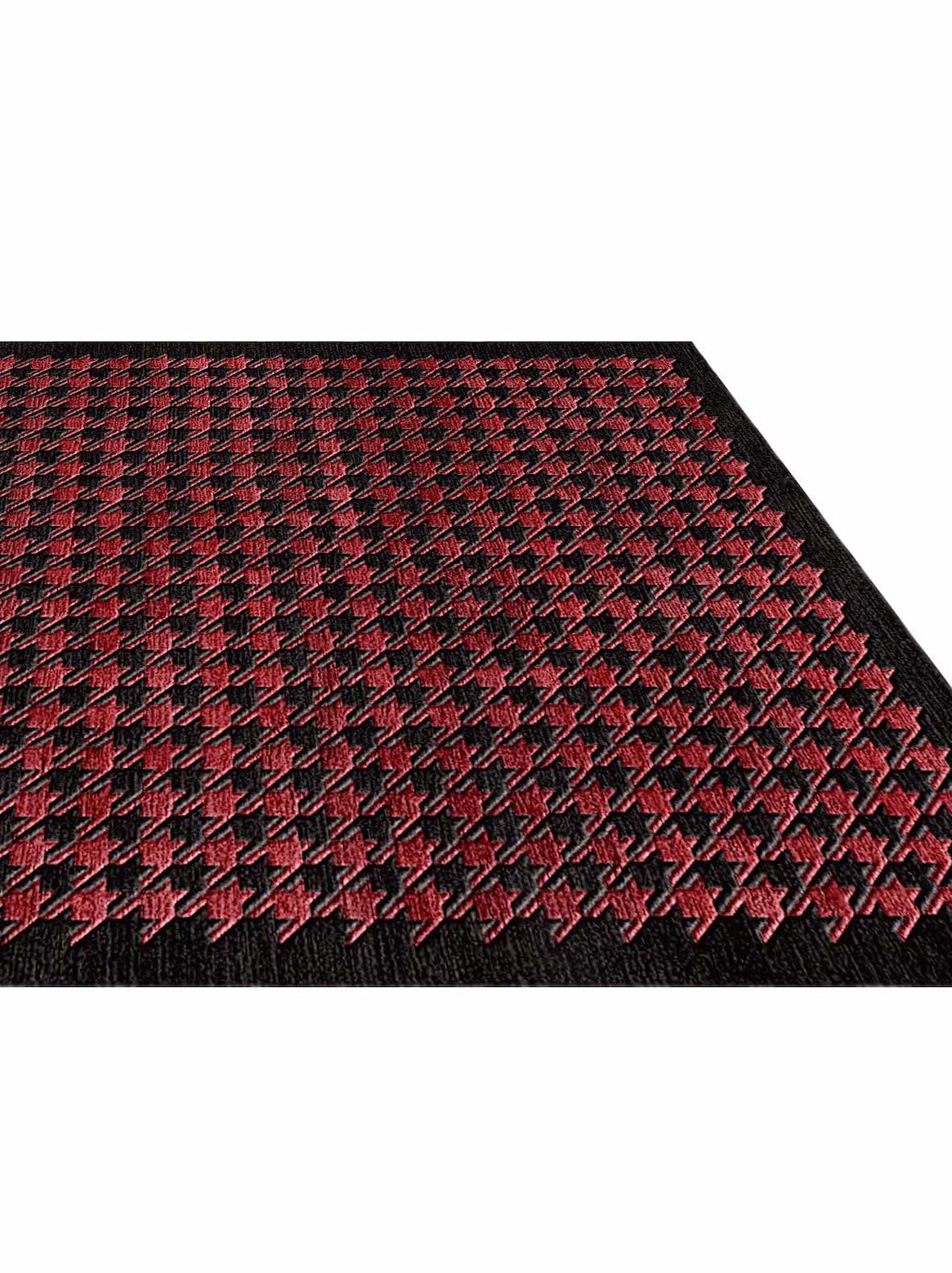 Product: Luxury Carpet | Color: Red & Black | Size: 3' x 5'