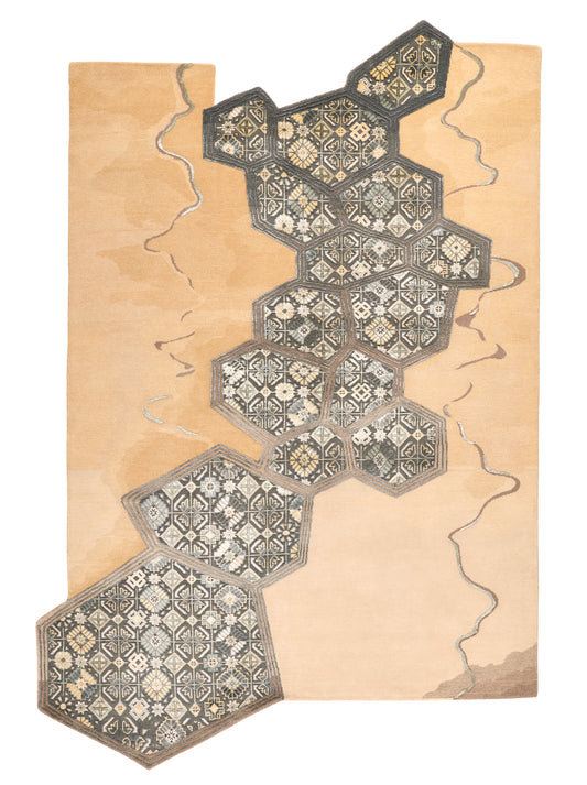 Luxury hand knotted carpet made from Wool & Botanical Silk