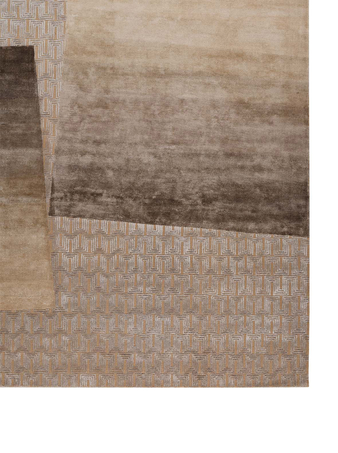 Product: Luxury Carpet | Color: Natural | Size: 5'6" x 8'