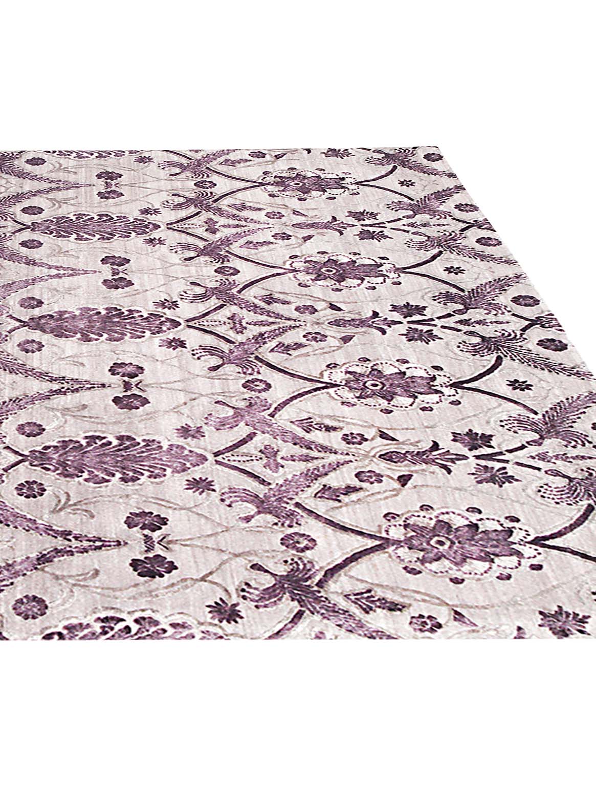 Product: Luxury Carpet | Color: Mauve | Size: 8' x 10'