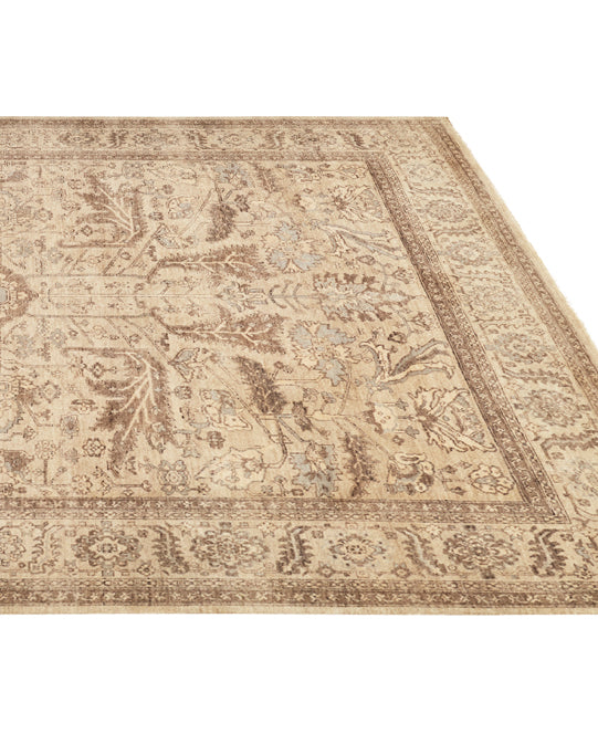 Luxury hand knotted carpet made from 100% Wool in assorted color and 5'6" x 8' size