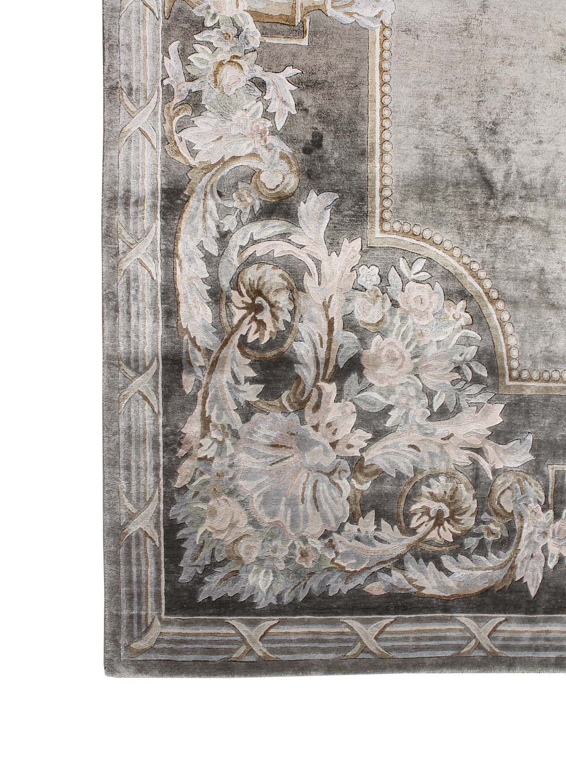 Product: Luxury Carpet | Color: Multi Grey | Size: 6' x 9'