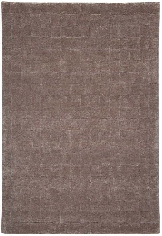 Luxury hand tufted carpet made from Wool & Botanical Silk