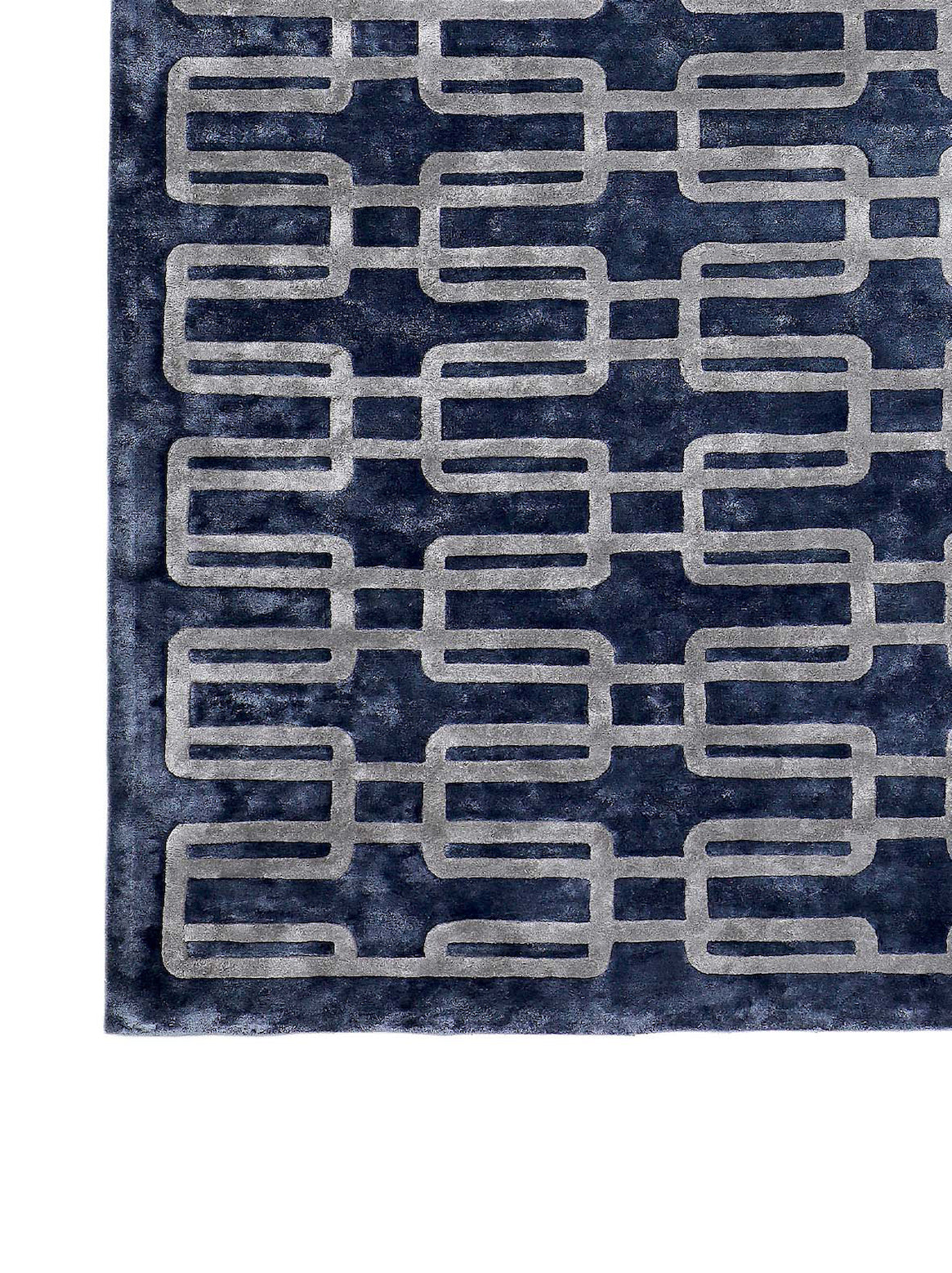 Product: Luxury Carpet | Color: Blue | Size: 4'6" x 6'6"