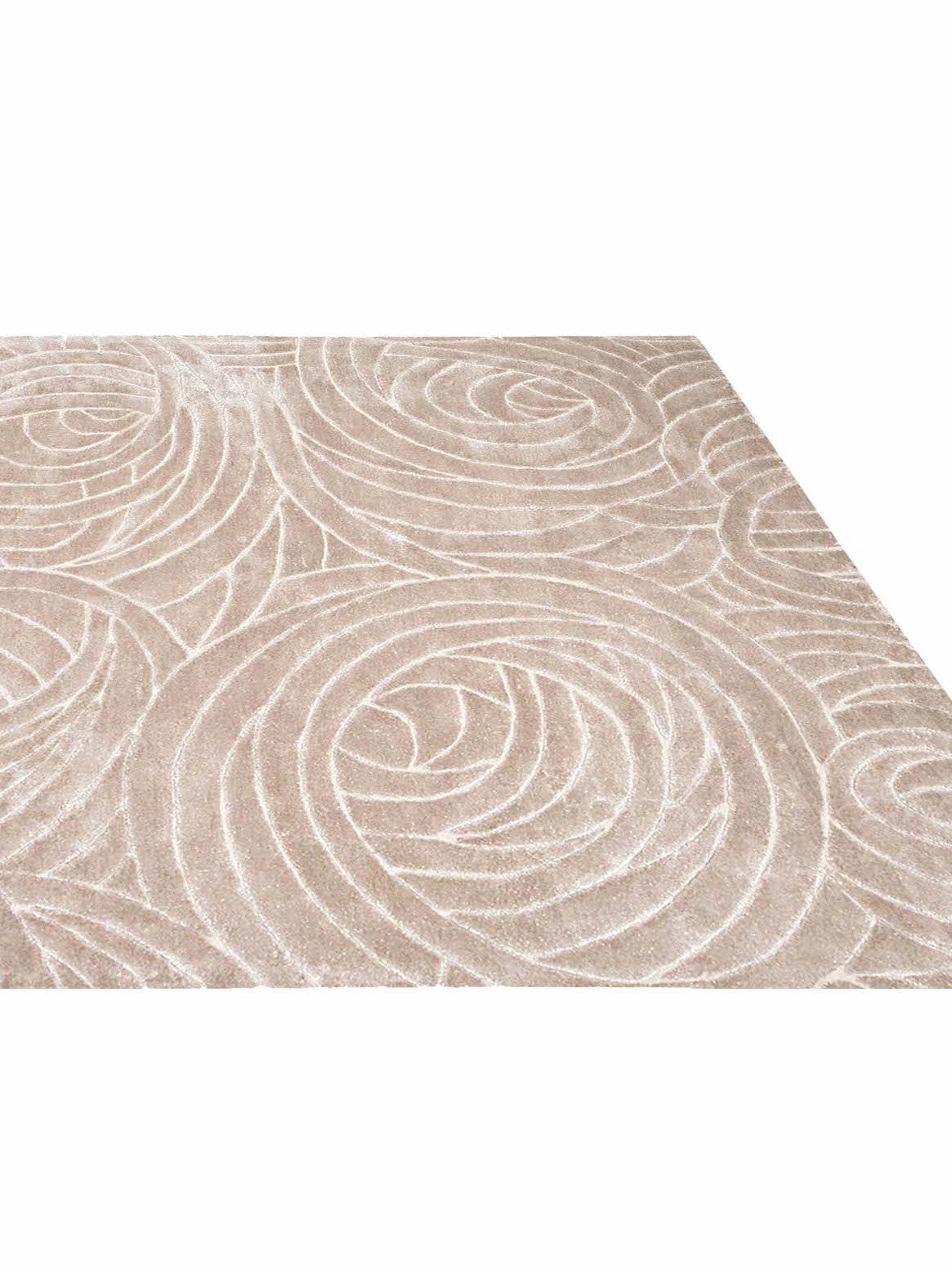 Product: Luxury Carpet | Color: Taupe | Size: 3' x 5'