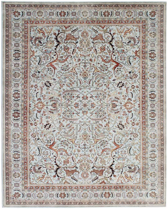 Luxury hand knotted carpet made from 100% Wool