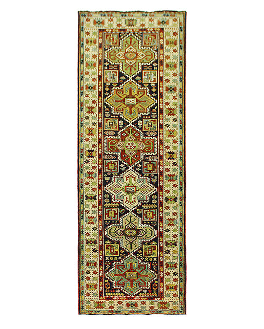 Luxury hand knotted carpet made from 100% Wool