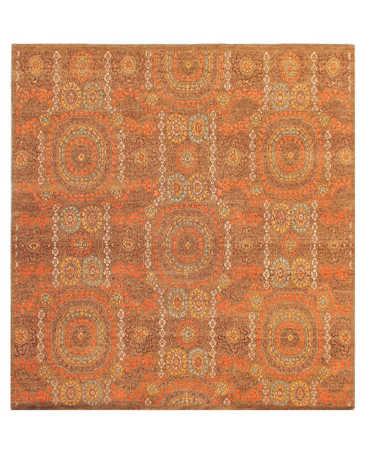 Luxury hand knotted carpet made from 100% Wool