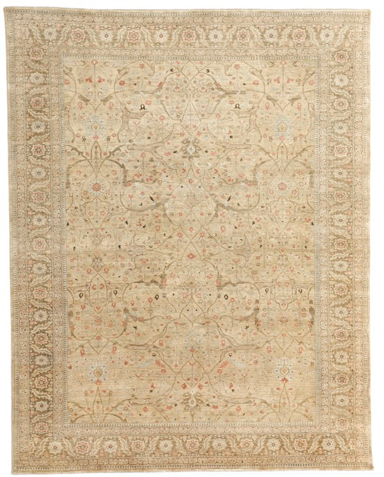 Luxury hand knotted carpet made from 100% Wool