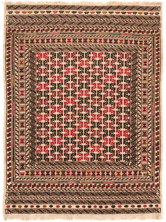 Luxury hand woven carpet made from 100% Wool