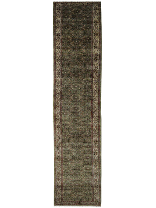 Luxury hand knotted carpet made from 100% Wool