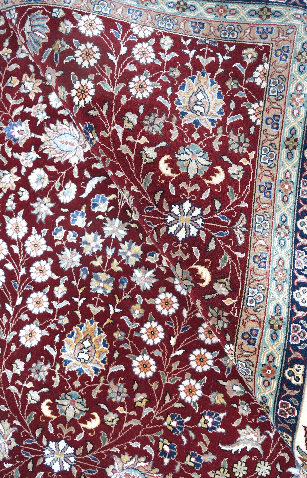 DL 7827 Assorted Red Ivory