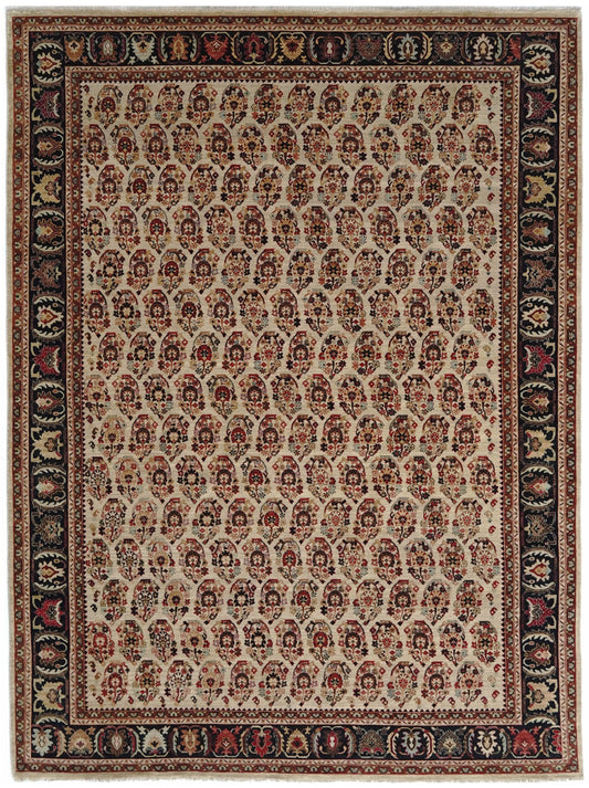 Luxury hand knotted carpet made from 100% Wool