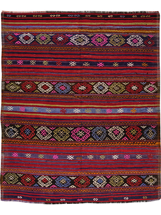 Luxury hand woven carpet made from 100% Wool