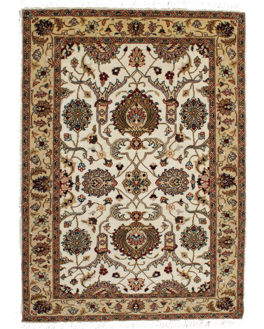 Hands DL 1637 Assorted Luxury Carpet - Wool & Botanical Silk, Hand Knotted (2'6" x 4')