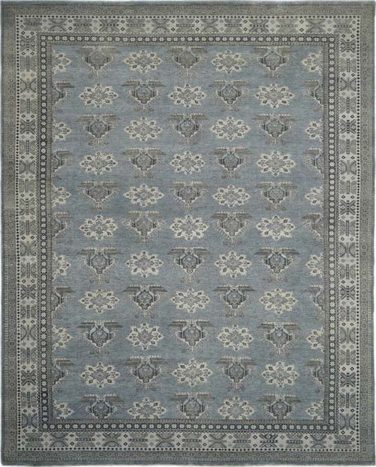 Luxury hand knotted carpet made from 100% Wool